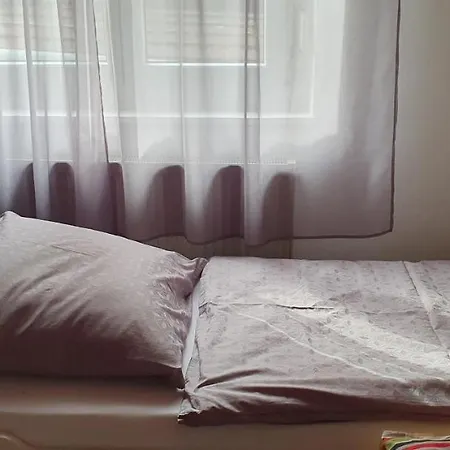 Monteurezimmer/ Vogl Appartamento *