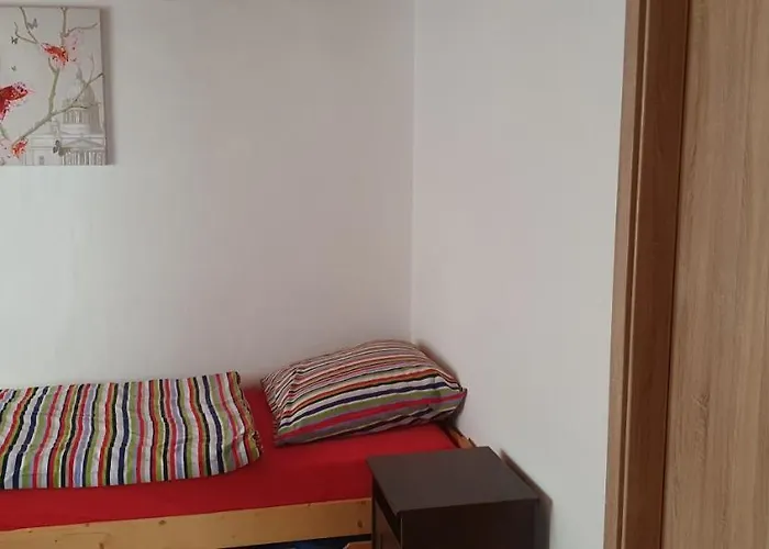 Monteurezimmer/ Vogl
