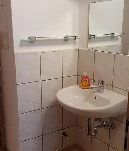 Monteurezimmer/ Vogl * فيشتاخ