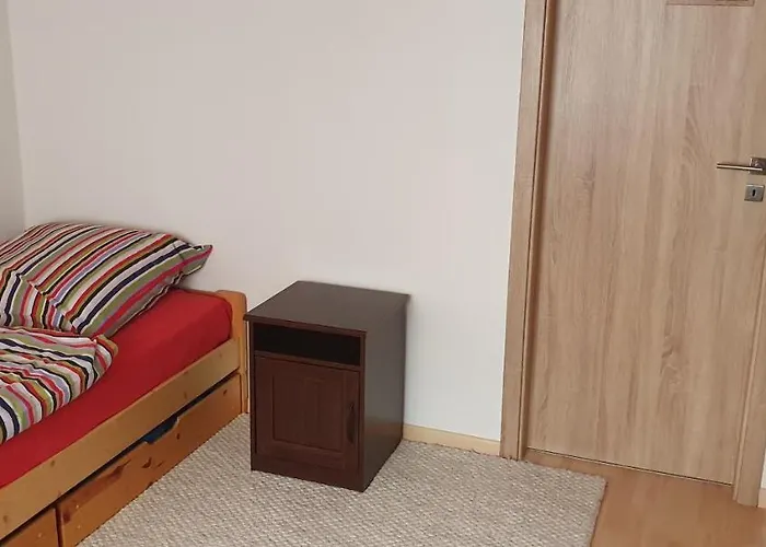 Monteurezimmer/ Vogl